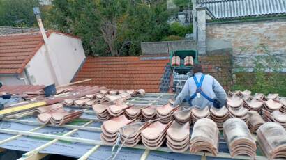 couvreur Avignon - rénovation toiture & tuiles en cours